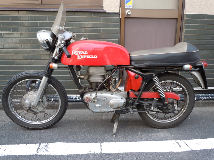 Royal Enfield _e0132832_22295288.jpg