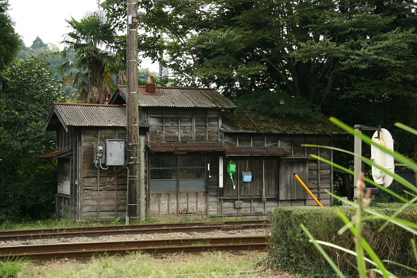 駅が楽しい小湊鉄道(2) - 上総中野も昭和の雰囲気 -_b0190710_2281112.jpg