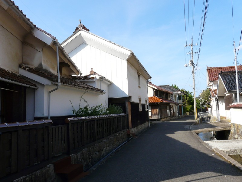 天領江津本町甍街道_e0165473_22513332.jpg