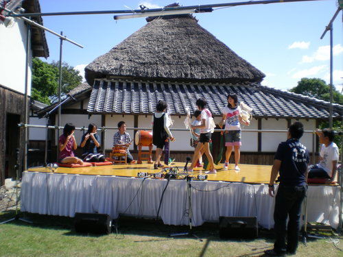 第5回 音と光の祭典in宮崎兄弟生家♪_b0115751_1241684.jpg