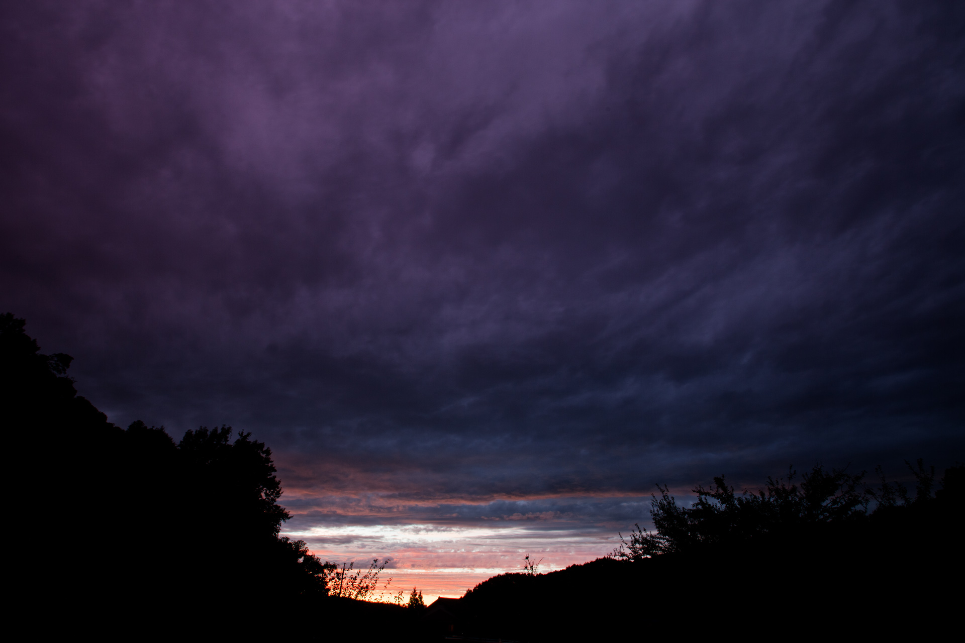 夕焼け　　秋分の日　大雨の後の夕景_d0073620_2310452.jpg