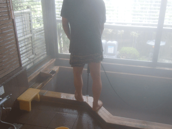 b0159611_02335.gif