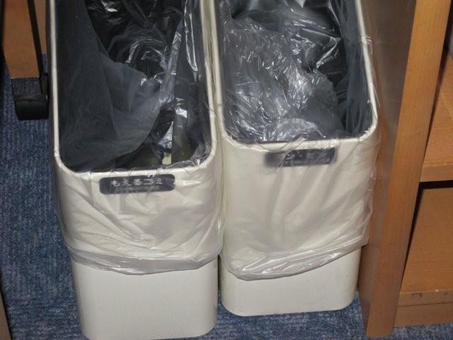 Two kinds of garbage_c0157558_22284659.jpg