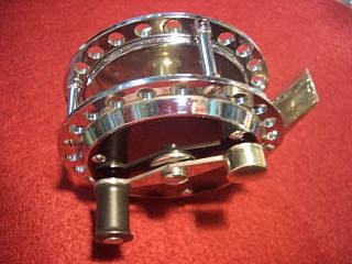 Leon Hand Crafted Fly Reels 入荷！_b0193874_1503698.jpg