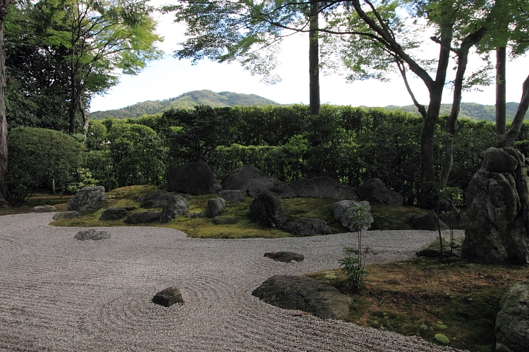 真如堂(真正極楽寺)_e0051888_4332520.jpg