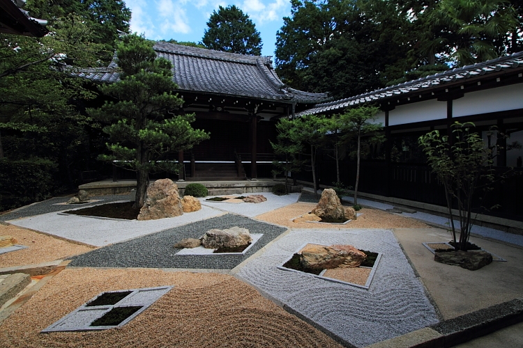 真如堂(真正極楽寺)_e0051888_4335913.jpg