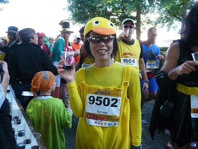 メドックマラソンツアーDay3 メドックマラソン2010 Start~11km_d0113725_1215940.jpg