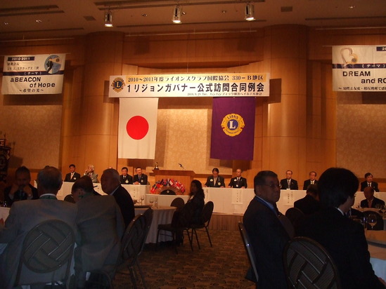 おはようございます。 写真もたくさんアップしました。_e0119092_14474669.jpg