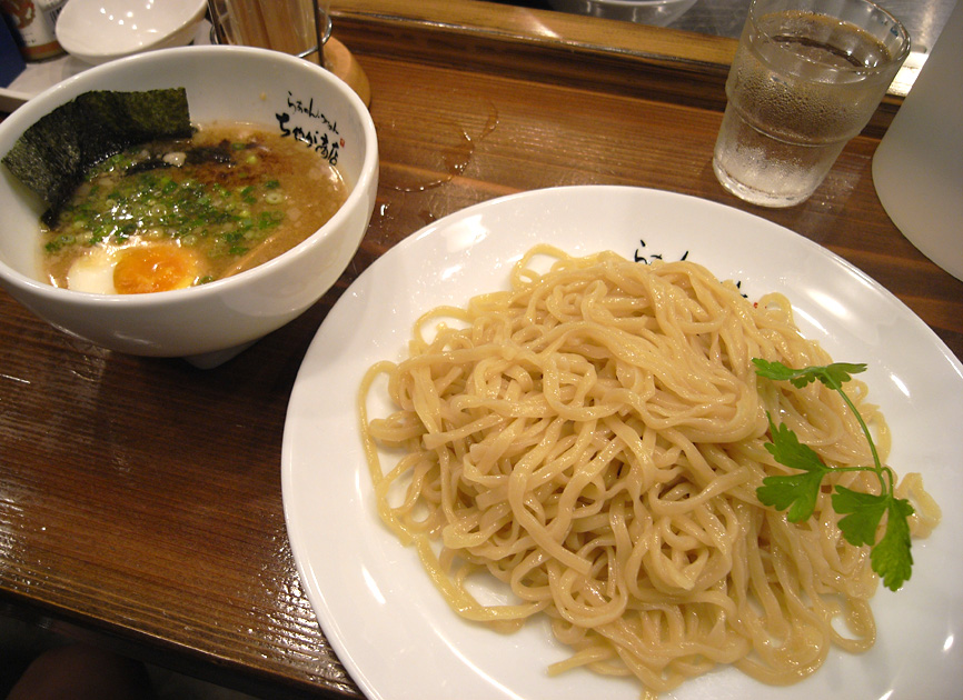宮崎でつけめん食った_a0102098_8232328.jpg