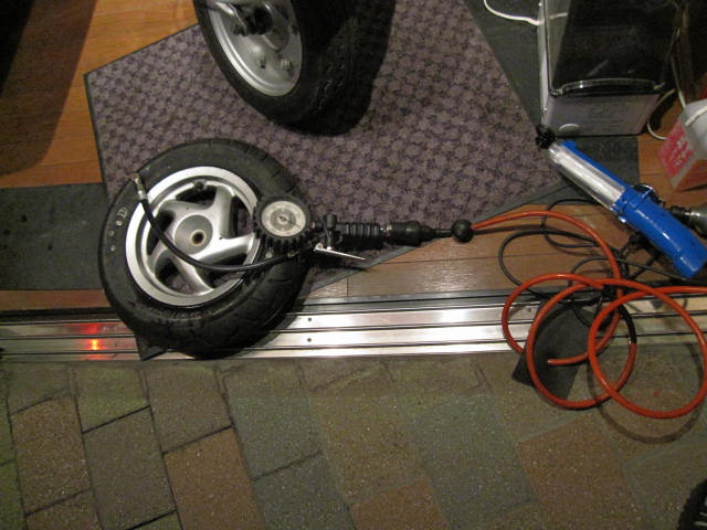 e0177101_0275474.jpg