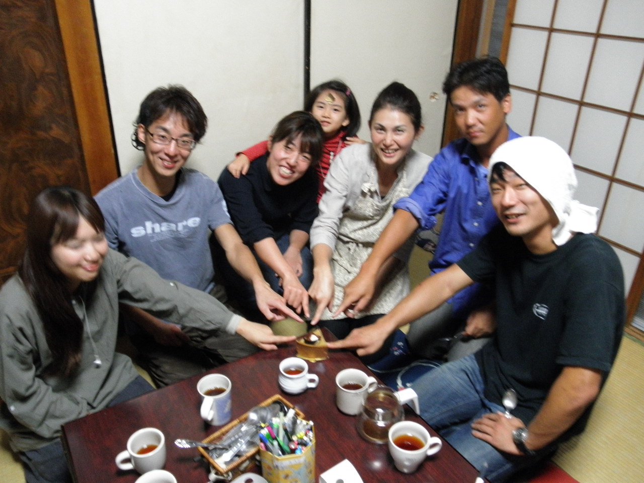 ケーキ争奪戦!!!_a0080406_2282036.jpg