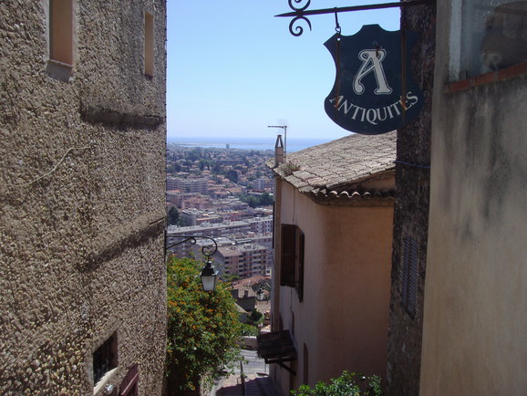 e0203477_16573328.jpg