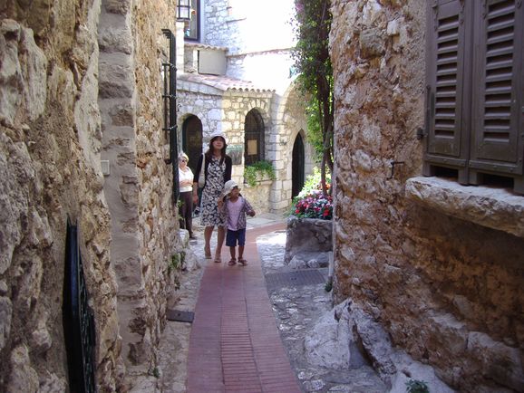 e0203477_9101963.jpg