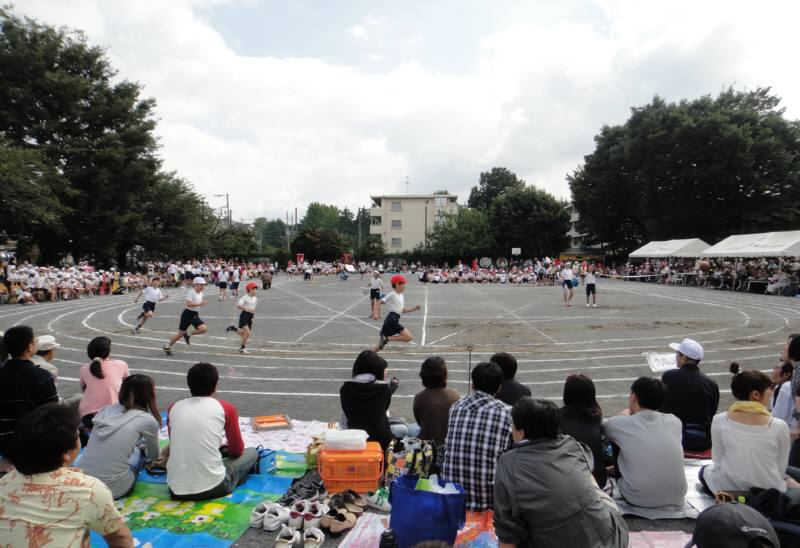 市立小学校10校で運動会_f0059673_23384563.jpg