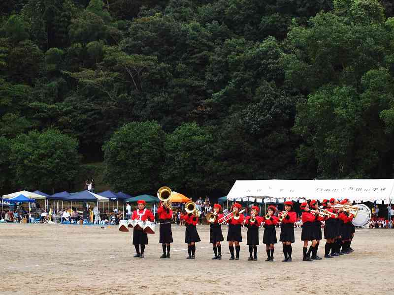 小学校の運動会_b0135573_2243019.jpg