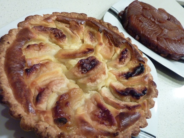 美味しいりんごのケーキって?_c0080075_3291323.jpg