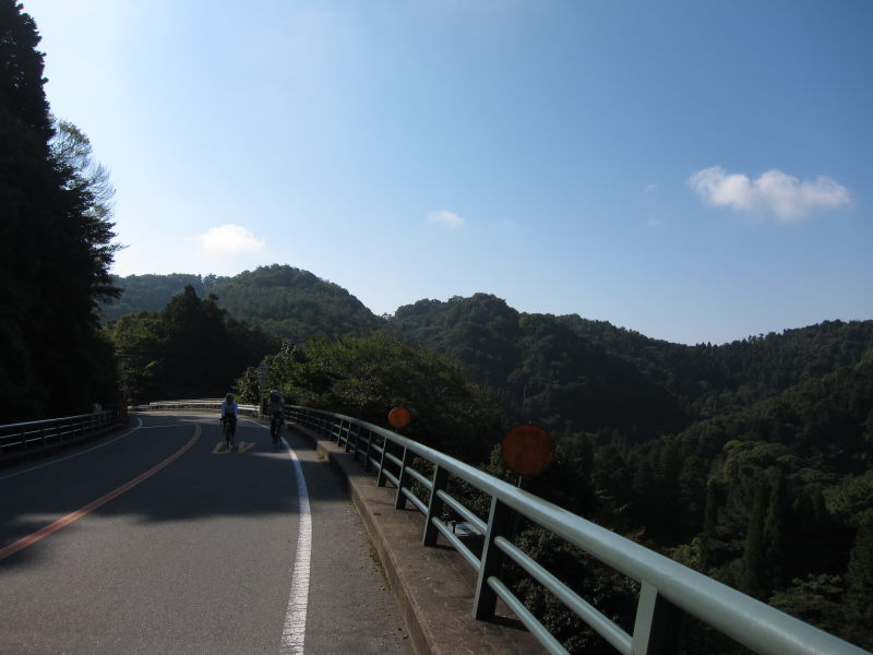 くやしーい！気合十分の俺と自転車、どうすればいいんやー！_e0138081_3434554.jpg