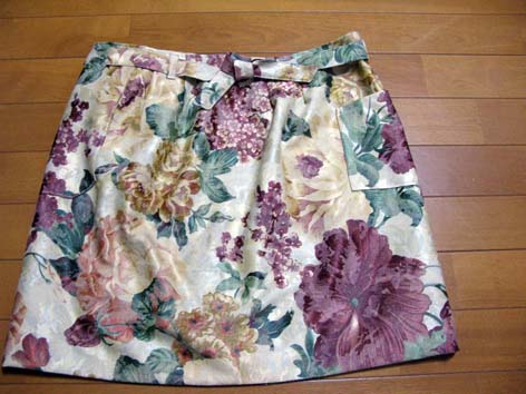 カフェエプロンとダーツの考察(笑)_f0129726_215965.jpg