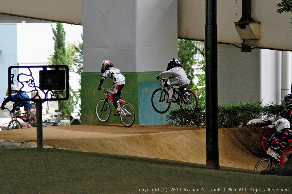 2010JOSF 川口ゴリラ公園１０月定期戦VOL３:クルーザー、ミルキー６／７クラス決勝_b0065730_2182741.jpg