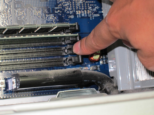 PowerMacG5にメモリー増設_c0166765_18544344.jpg