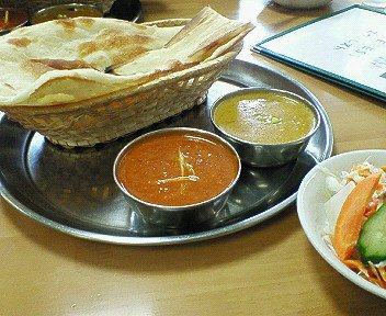 めじろ台 西八王子 エヴェレスト 安いし カレーとナンが食べ放題 Chokoballcafe めじろ台 西八王子 エヴェレスト 安いし カレーとナンが食べ放題 Chokoballcafe