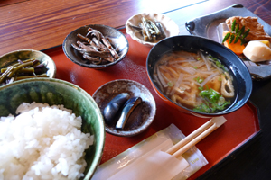 『うぶすなの家』(十日町)_b0142989_225530100.jpg