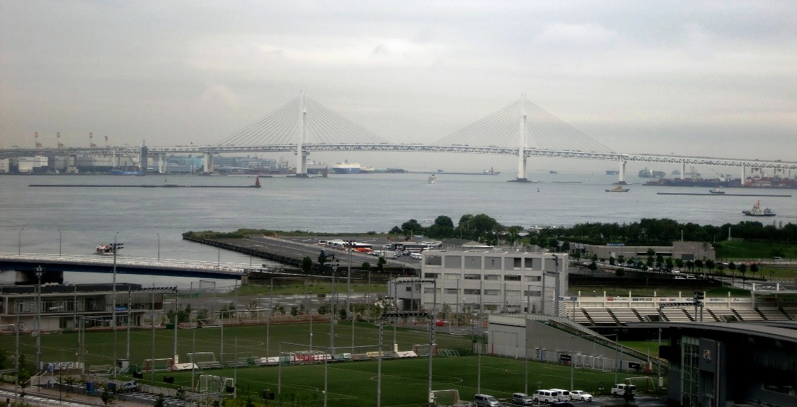横浜ベイブリッジ 横浜港のランドマーク なんだか知らないけど橋が好き 横浜ベイブリッジ 横浜港のランドマーク なんだか知らないけど橋が好き
