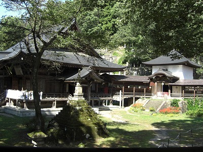 毘沙門様_a0084753_9455676.jpg