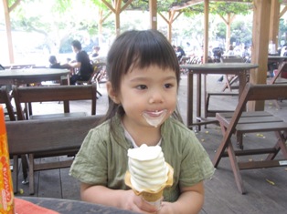 e0000910_15565479.jpg