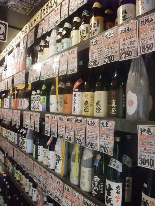 【地酒約300種類!!本格焼酎約200種類の品揃えを誇る・・・「碇屋酒店」(東京・三鷹)】_a0005436_19463255.jpg