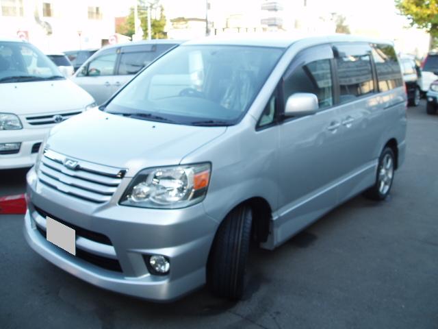 ストリーム・ヴォクシー・エスティマ・仕入れております!!(伏古店)_c0161601_21401954.jpg