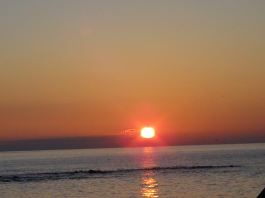知床の夕日 んちゃって英語ガイド 知床の夕日 んちゃって英語ガイド