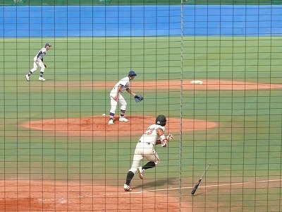 １０月５日　東都大学野球２部　日本大対駒澤大_b0166128_1252057.jpg