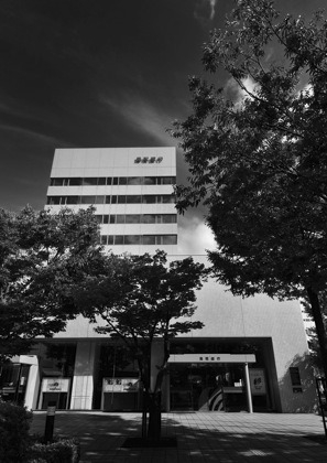 クライアントの企業さんは(青い鳥の銀行)でおなじみの.._b0194185_21493236.jpg