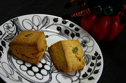 小さなお料理教室「Ie(イーエ)」・・・かぼちゃのスコーン。_f0177295_1244725.jpg