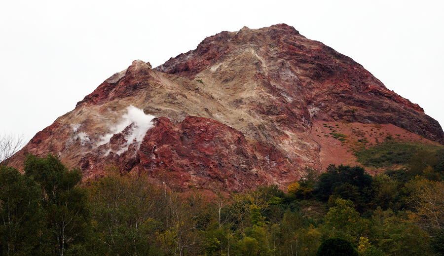 登別へ秋の温泉旅行①～初日の①　昭和新山～_c0223825_2103280.jpg