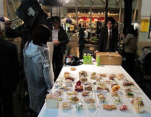 第1回 日本全国ご当地パン祭り_e0080345_1885664.jpg