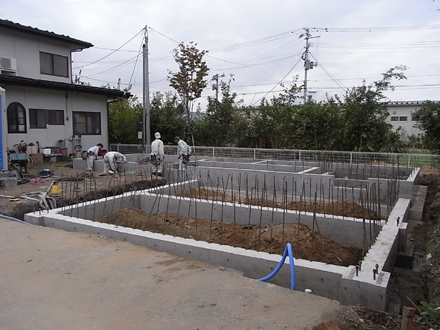 基礎工事 ヒゲ筋_e0197748_20113429.jpg