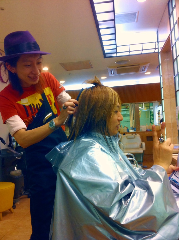 エクセル美容室 新宿サブナード店_f0236990_3485237.jpg