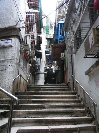 b0204492_17121.jpg