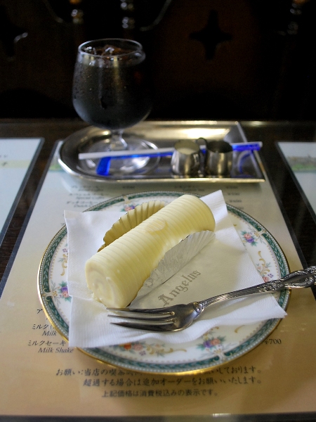 アンジェラスの水出しダッチコーヒーと_c0177814_2221991.jpg