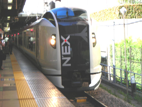 E259系の新技術_d0183174_1331445.jpg