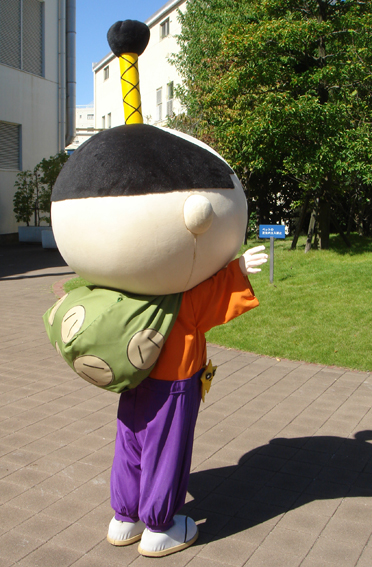 はち丸クン 名古屋開府400年ゆるキャラ : 雪丸くん日記