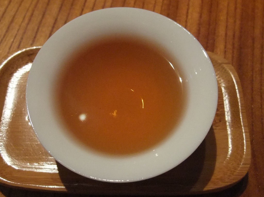 2005年福鼎白茶陳香老白茶散茶500g茶葉老壽眉日曬幹倉棗香