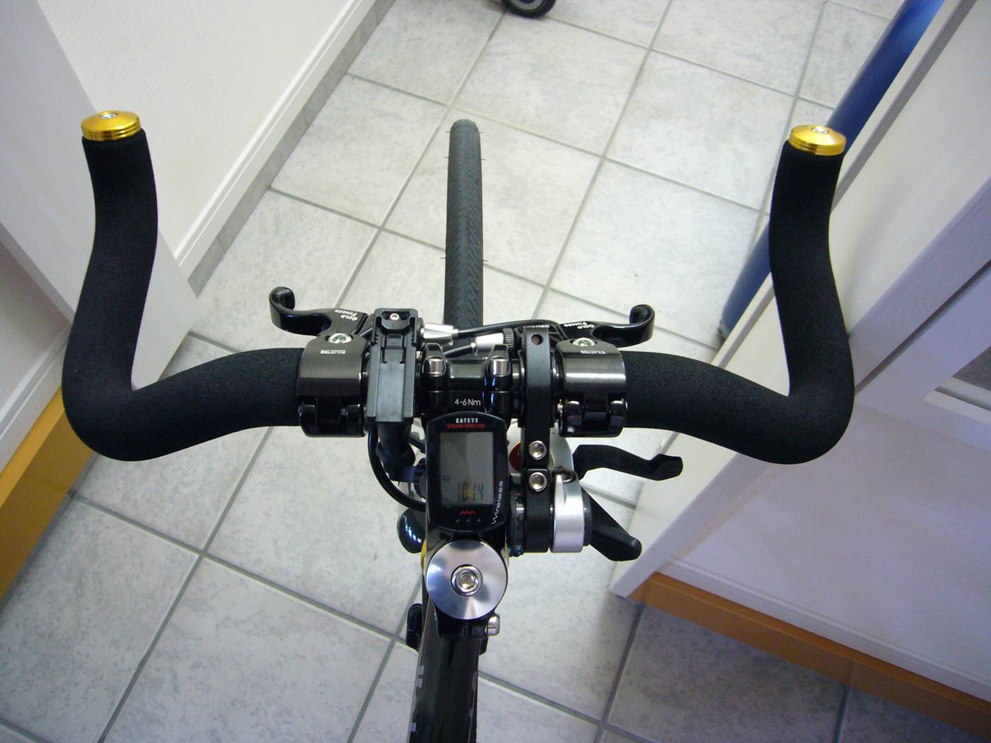 ヴァクセン(Wachsen)クロスバイク改 ブルホーン