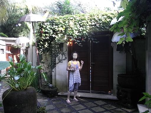 ウブドのお宿は「De Ubud」_e0039033_2191345.jpg