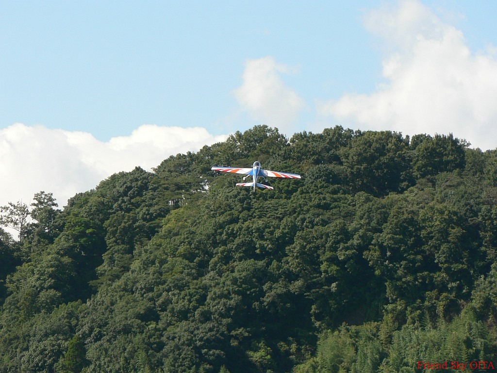 飛ばせ飛ばせ！！練習だぁ～！_f0180865_13184439.jpg