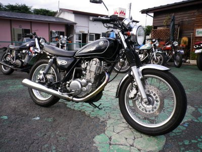 Triumph T100 / 2003 SR400_a0159702_21453363.jpg