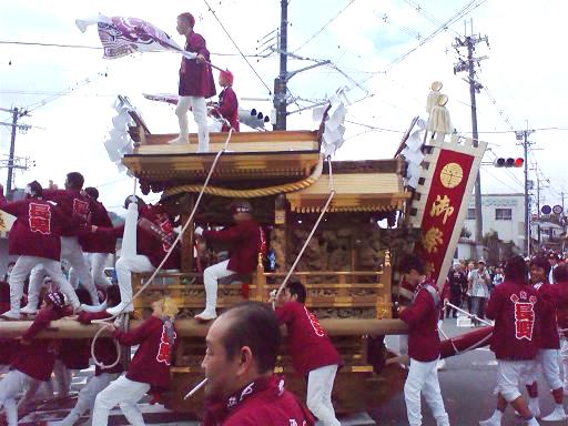 今年の祭りは・・・_e0118224_11195549.jpg