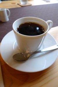 『カフェ エミュ』さん_b0142989_2225570.jpg